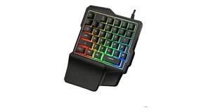 K7 TECLADO GAMER MULTIFUNCAO C/ ILUMINACAO 4-K7